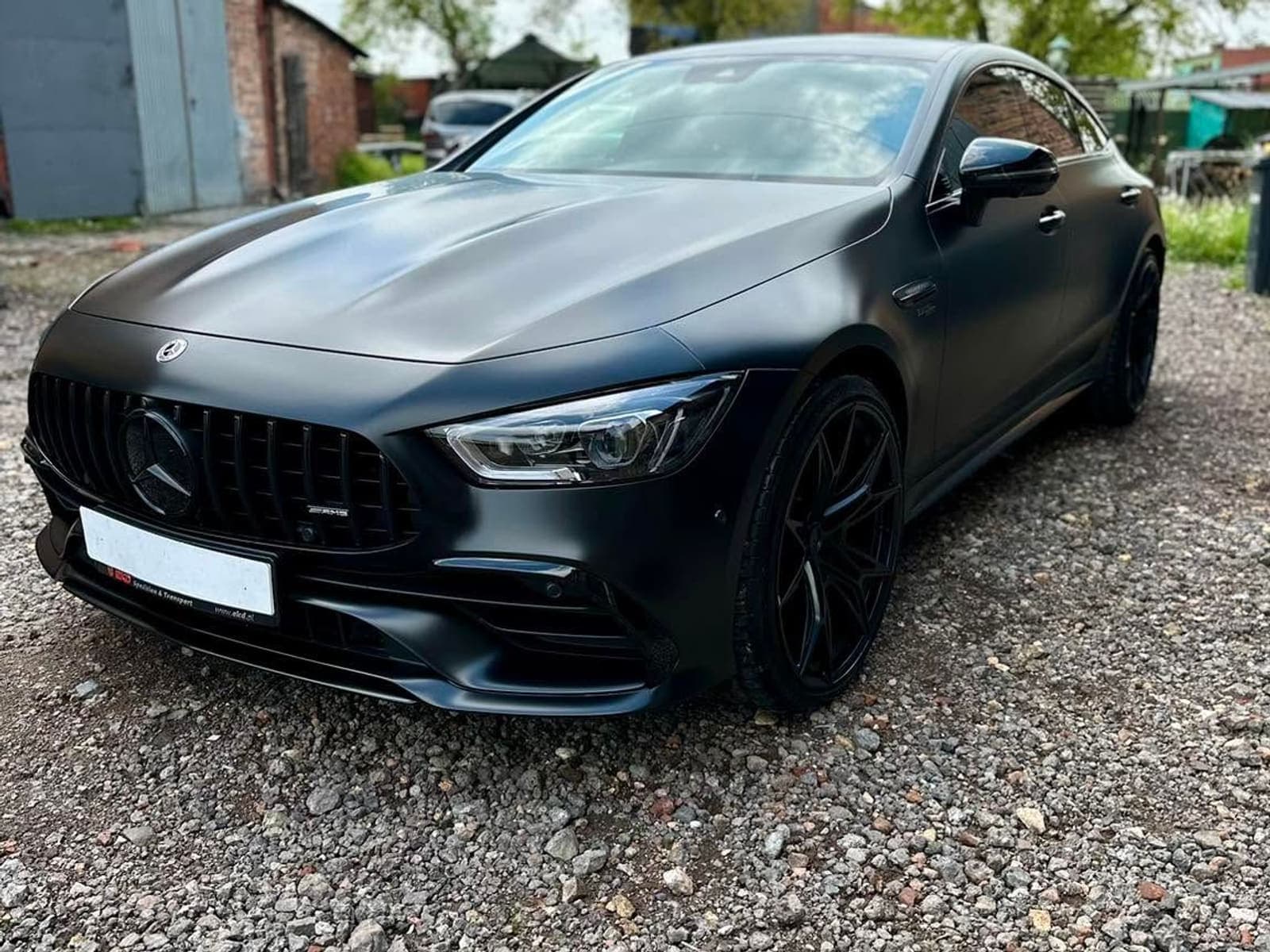 Mercedes-AMG GT w macie po zabezpieczeniu lakieru
